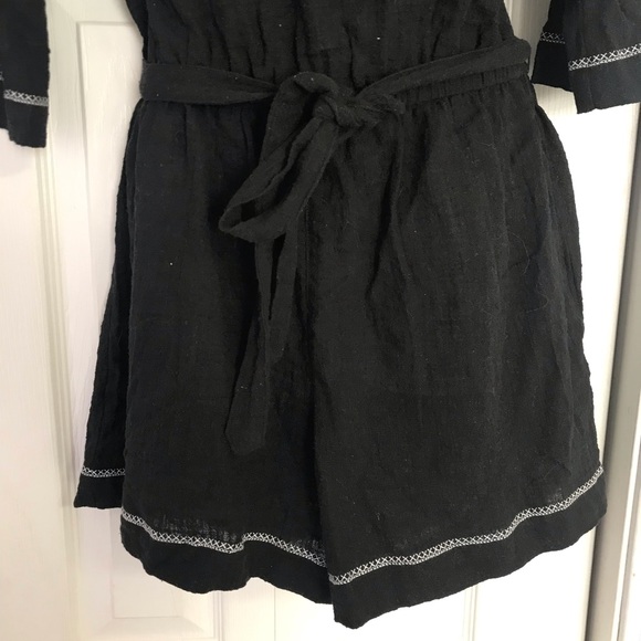 Universal Threads Romper - Picture 4 of 7